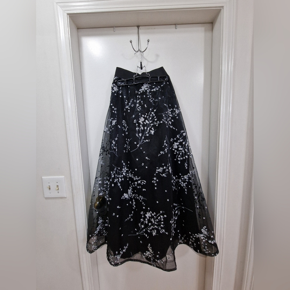 Black and White Floral Maxi Skirt